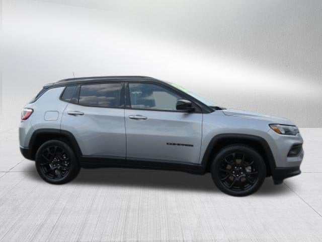 2022 Jeep Compass — side profile view