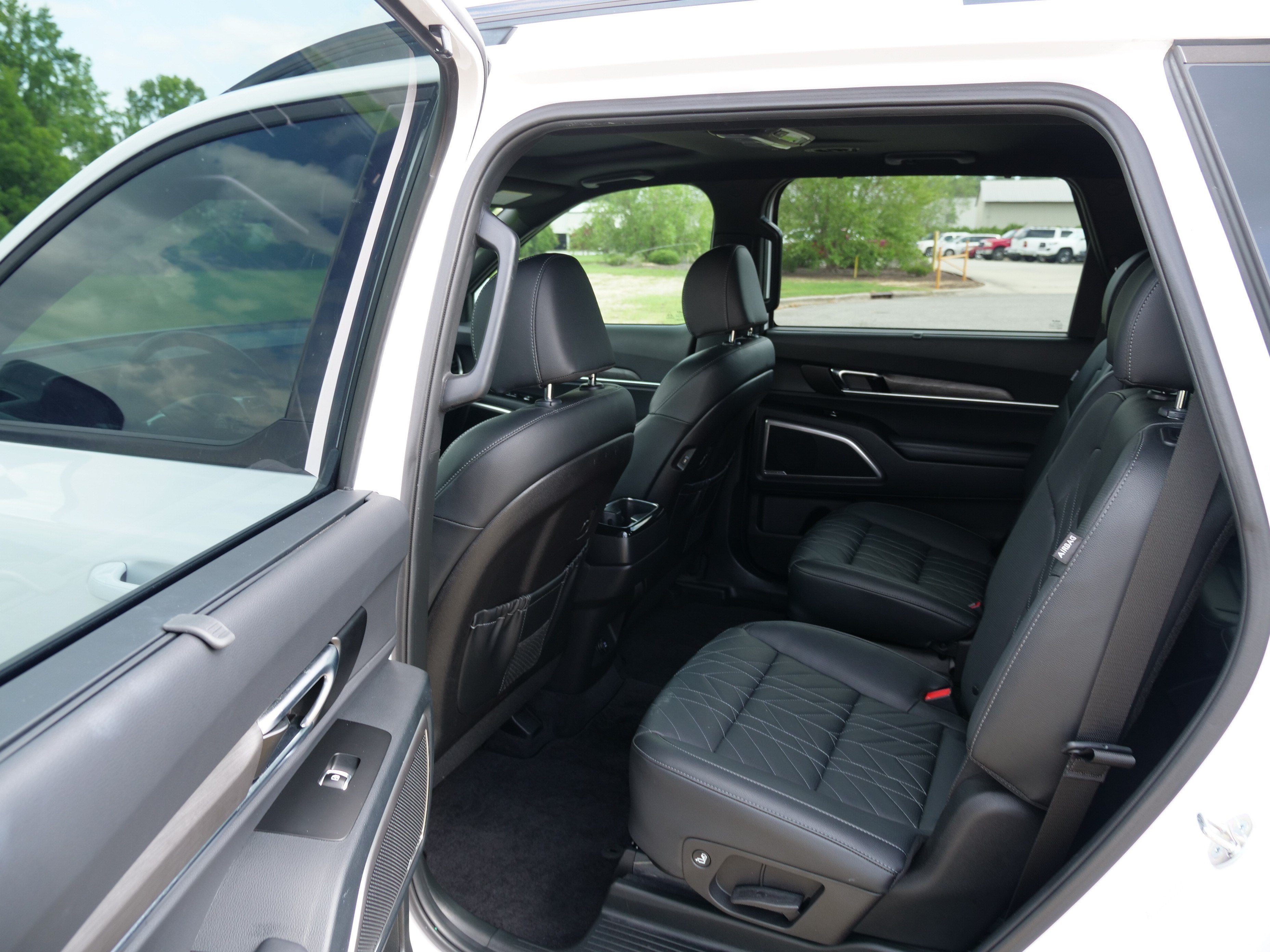 2024 Kia Telluride — interior view